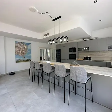 R35 Spacious Private Villa&pool&spa *