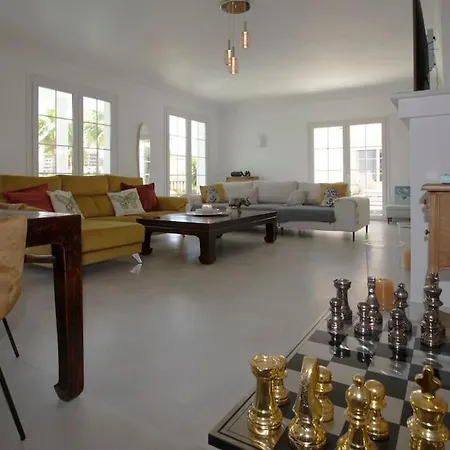 R35 Spacious Private Villa&pool&spa *