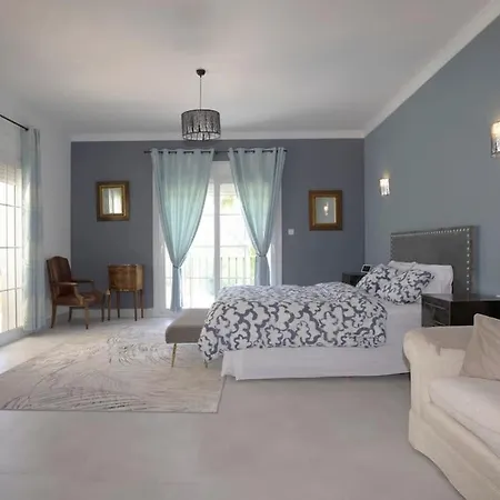 R35 Spacious Private Villa&pool&spa *