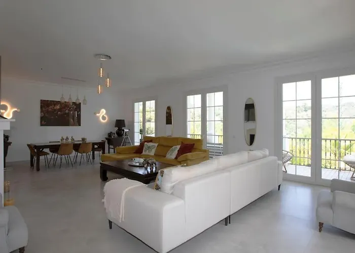 R35 Spacious Private Villa&pool&spa * 马尔韦利亚