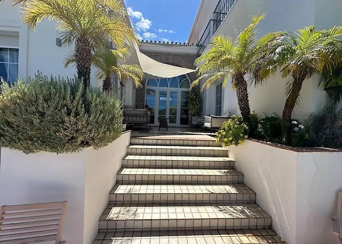 R35 Spacious Private Villa&pool&spa فيلة *