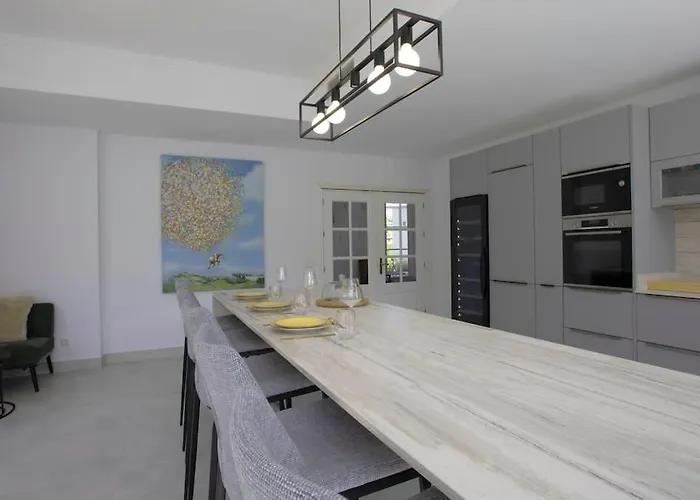 R35 Spacious Private Villa&pool&spa Marbella