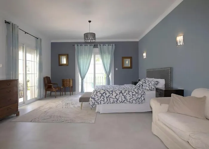 R35 Spacious Private Villa&pool&spa *